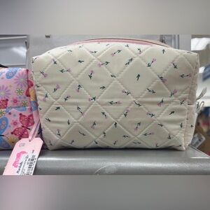 ISO The Vintage Cosmetic Company makeup bag